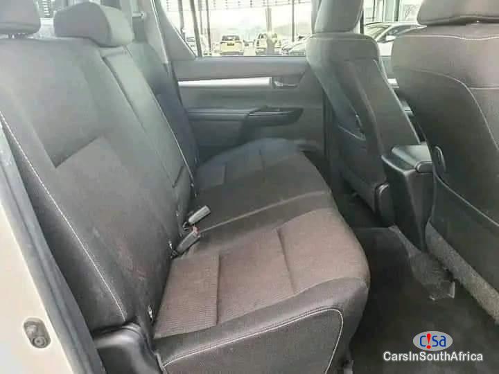 Toyota Hilux 2.4 Manual 2017 in Western Cape - image