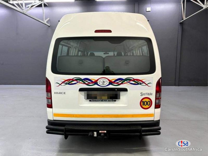 Toyota Quantum 2.5D4D [+27719391204] Manual 2022 - image 3