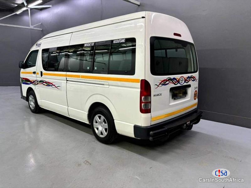 Toyota Quantum 2.5D4D [+27719391204] Manual 2022 - image 4