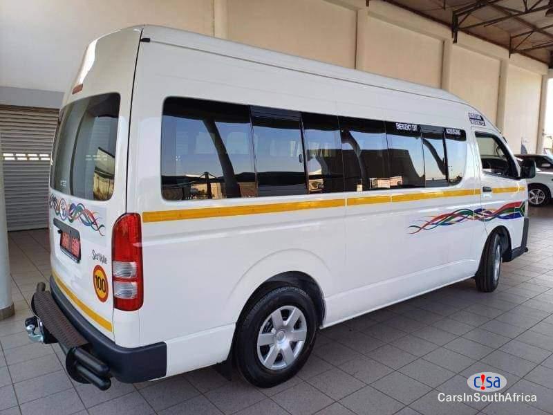 Toyota HiAce Toyota Sesfikile 2.5 D-4D 16 Seater Contact Or Whatsapp 0665141346 Manual 2022 in Northern Cape