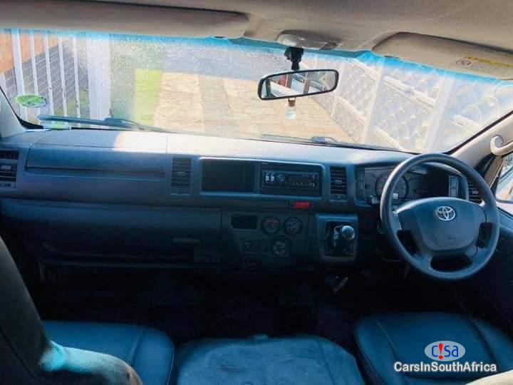 Toyota Quantum 2022 Toyota Quantum 2.5D-4D Sesfikile Contact Or WhatsApp 0665141346 Manual 2022 - image 3