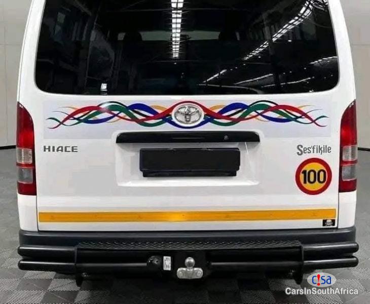 Toyota HiAce 2.5 D4d Sesfikile (0726318146) Manual 2023 in Eastern Cape