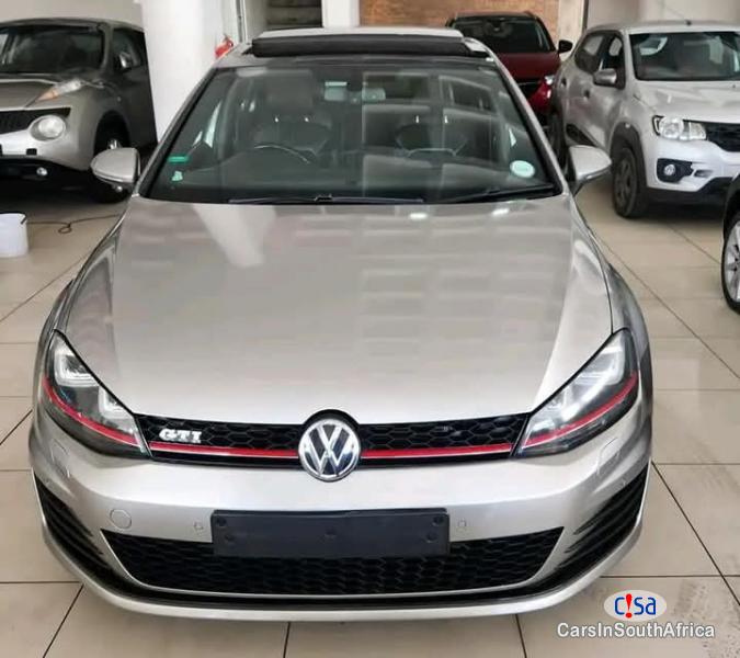 Pictures of Volkswagen Polo Automatic 2015