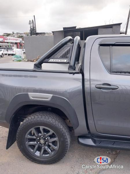 Toyota Hilux Automatic 2018 - image 5