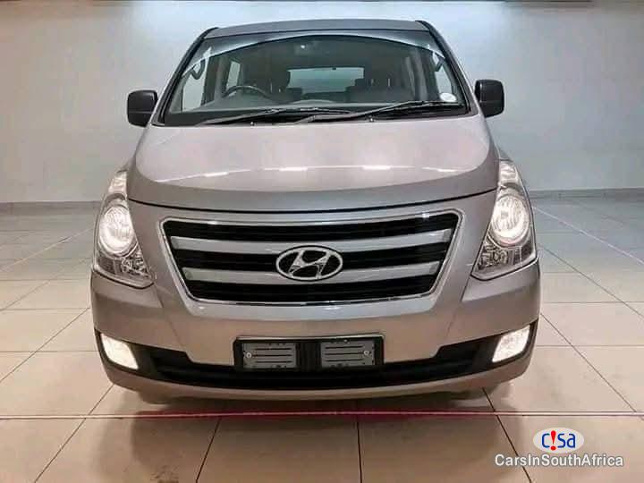 Picture of Hyundai H-1 Automatic 2017