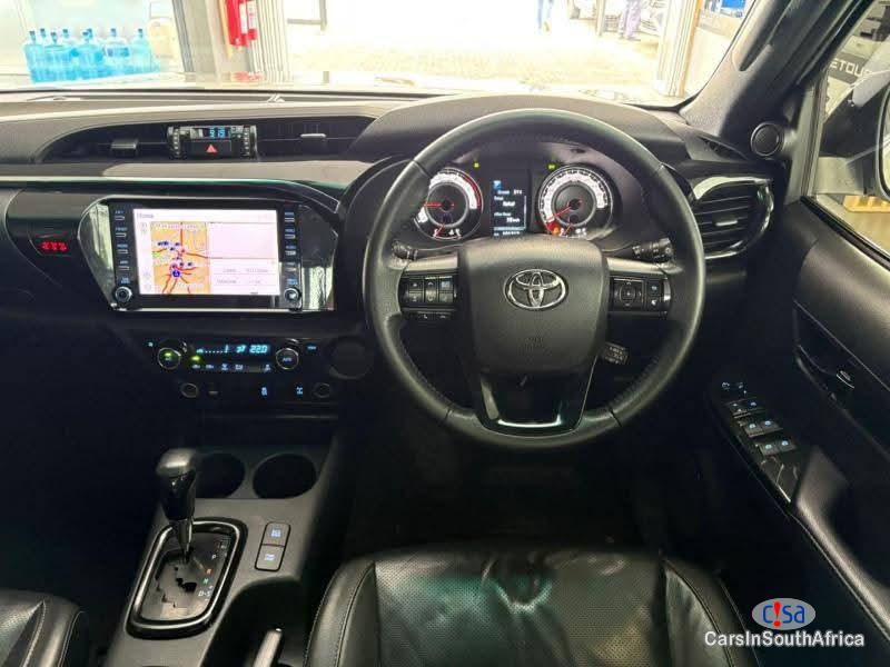 Toyota Hilux Double Cab Legend 50 Automatic 2020 - image 3