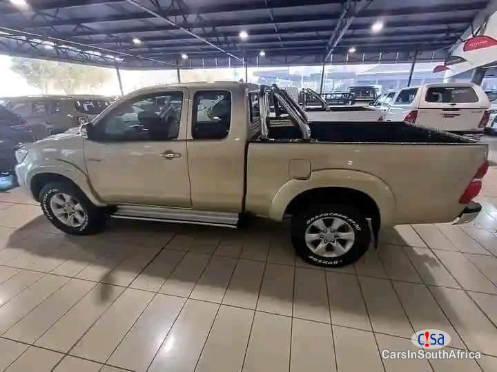 Pictures of Toyota Hilux 3.0 Manual 2018