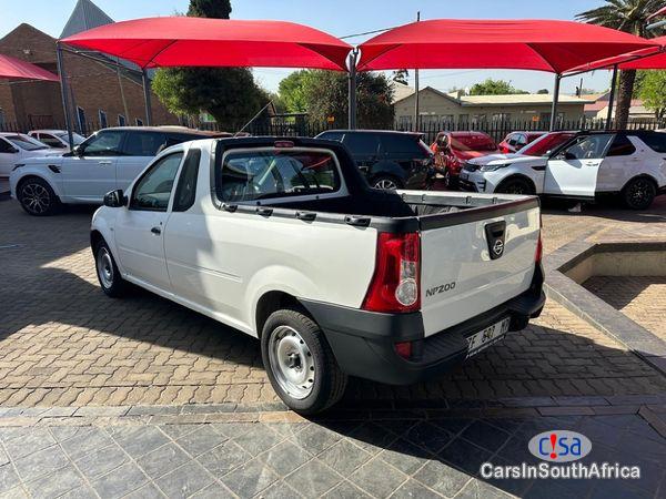 Nissan NP200 1.6 Manual 2018 - image 2