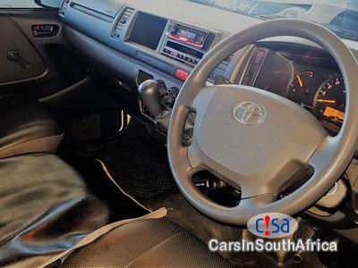 Toyota Quantum 2.5 Manual 2019 - image 3