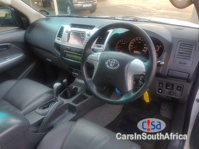 Toyota Hilux 4.0 V6 Raider 4X4 Manual 2013 in Limpopo