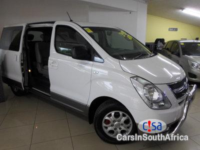 Pictures of Hyundai H-1 2.5 CRDI Wagon Automatic 2016