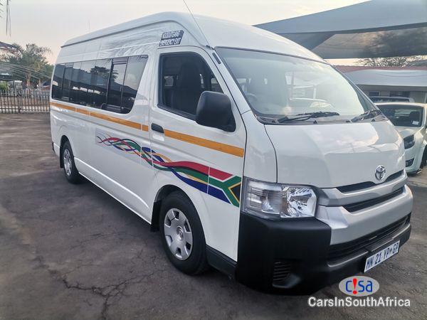 Picture of Toyota Quantum 2.5 D-4D Sesfikile 16-Seat Manual 2020