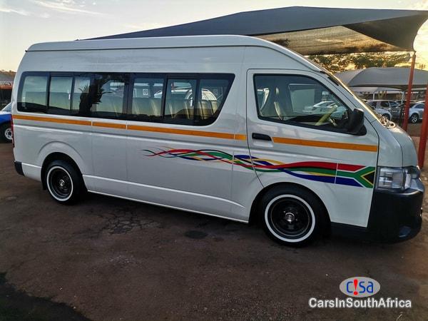 Toyota Quantum 2.5 D-4D Sesfikile 16-Seat Manual 2020 - image 2