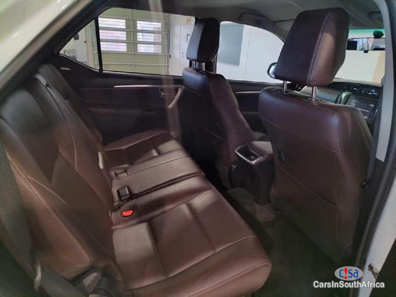 Toyota Fortuner 2.8 Toyota Fortuner For Sale 0663929914 Automatic 2019 - image 7