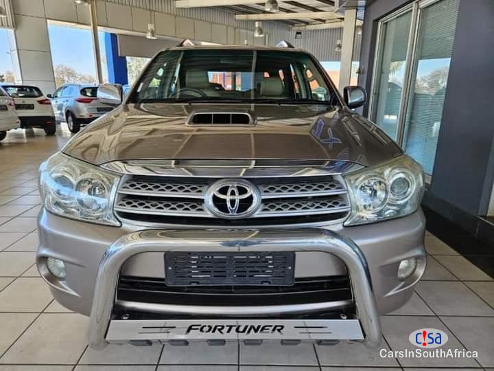 Toyota Fortuner 3.0D Manual 2015 in South Africa