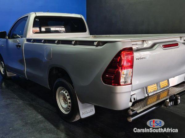Toyota Hilux 2.4GD Manual 2018 - image 4