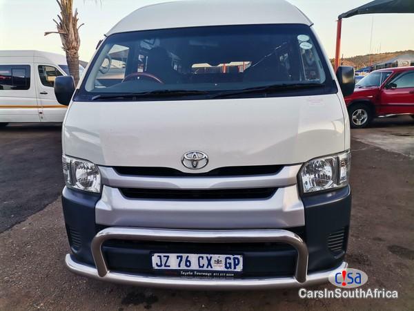 Toyota Quantum 2.5D-4D Sesifikile 16 Seater {+27 685845776 Manual 2018 - image 2