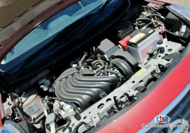 Nissan Almera Manual 2015 - image 6