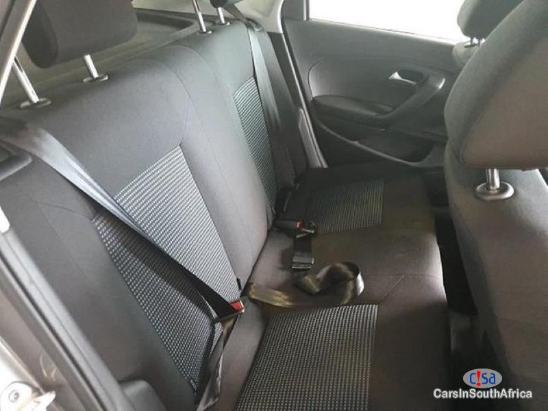 Volkswagen Polo Vivo Hatch 1.4 Comfortline Manual 2018 - image 10