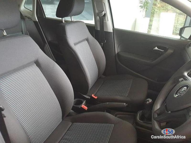 Volkswagen Polo Vivo Hatch 1.4 Comfortline Manual 2018 - image 13