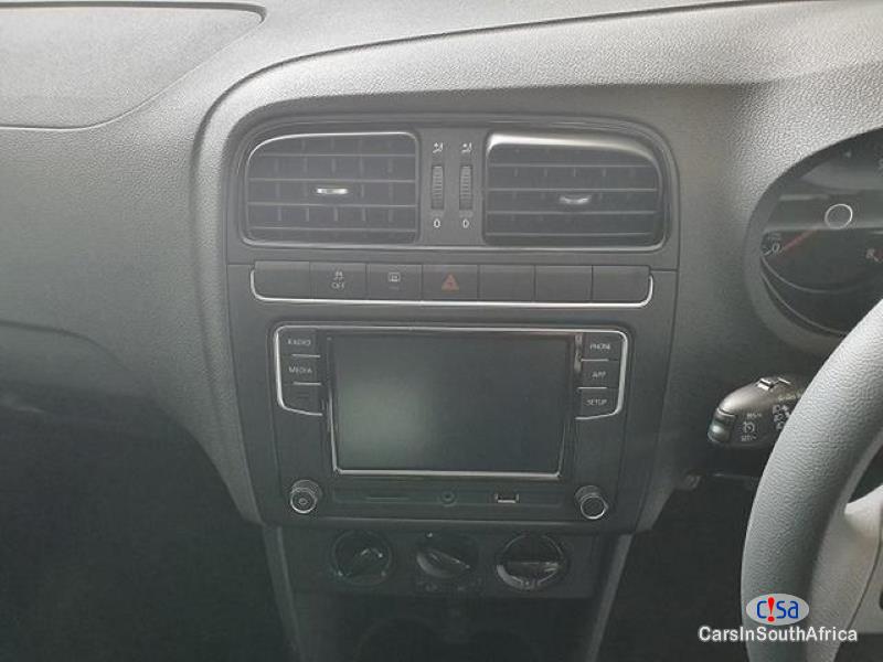 Volkswagen Polo Vivo Hatch 1.4 Comfortline Manual 2018 - image 15