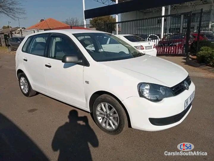 Picture of Volkswagen Polo Automatic 2011