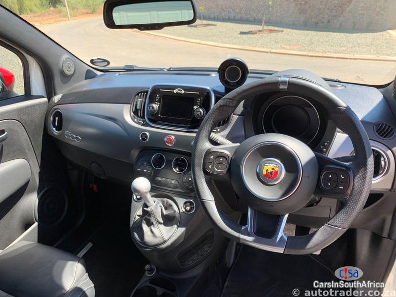 Abarth Manual 2018 - image 10