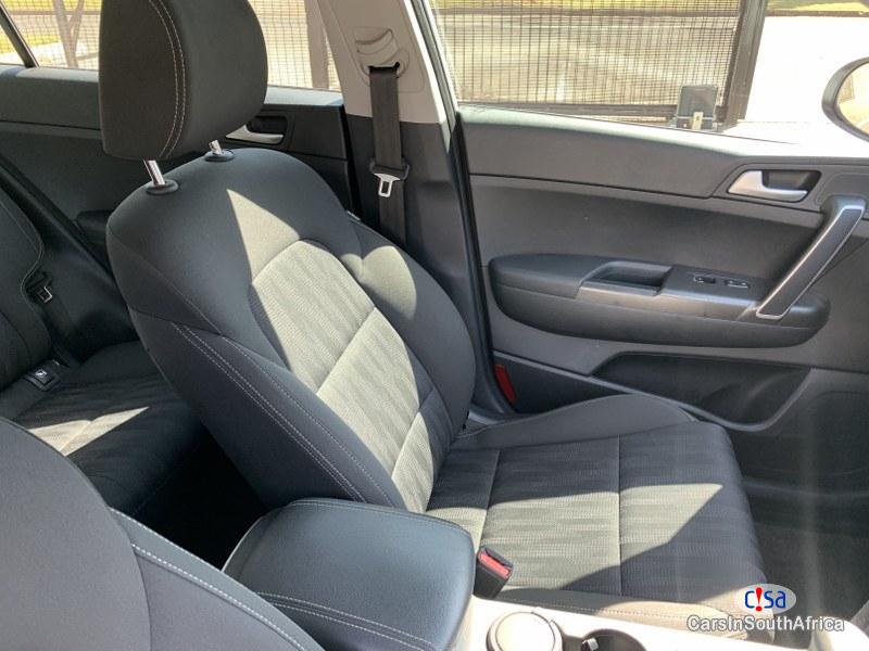 Kia Sportage Automatic 2018 - image 10