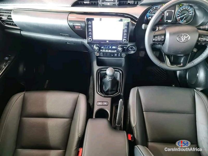 Toyota Hilux 2.8 Automatic 2020 - image 3