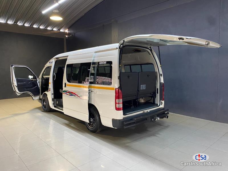 Toyota Quantum 2.5 Litre Workhorse Manual 2019 - image 3