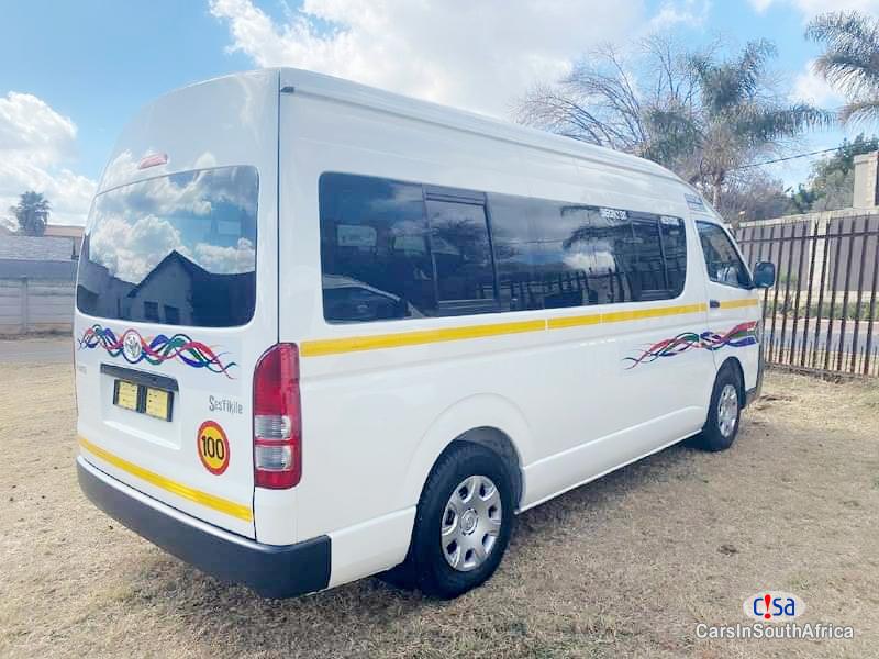 Pictures of Toyota Quantum 2.5D-4D SESFIKILE Manual 2019