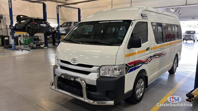 Toyota Quantum 2.5D 078 321 4168 Manual 2021 - image 3