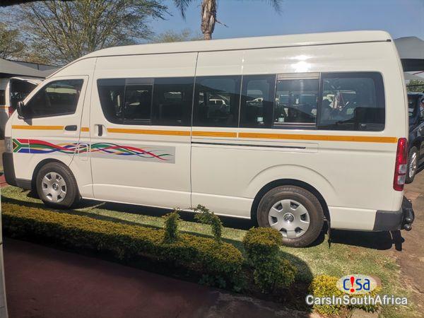 Toyota Quantum 2.5 D-4D Sesfikile 16-Seat Manual 2021