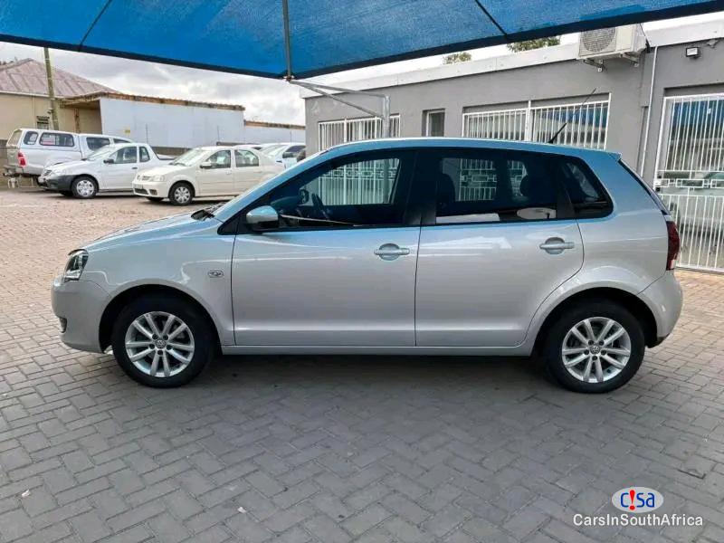 Volkswagen Polo 1.4 Comfortline Auto +27 685845776 Manual 2017 in Gauteng