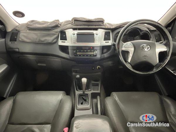 Toyota Hilux 4.0 V6 Automatic 2012