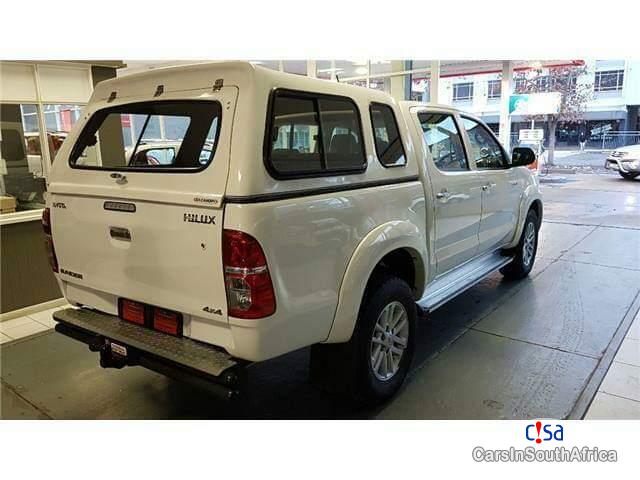 Toyota Hilux Manual 2016