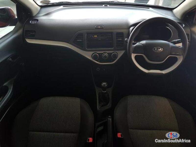 Kia Picanto 1.0 LS Manual 2016 - image 7