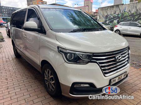 Hyundai H-1 2.5 CRDI |Elite Auto / +27 685845776 Automatic 2019 - image 3