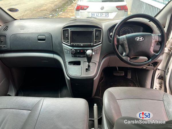 Hyundai H-1 2.5 CRDI |Elite Auto / +27 685845776 Automatic 2019 - image 6