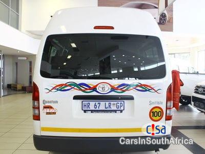 Toyota Quantum 2.7 Manual 2018 - image 2