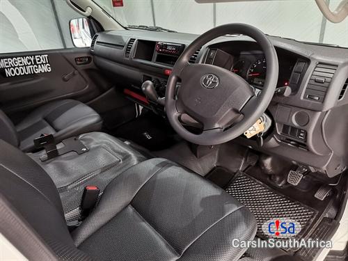 Picture of Toyota Quantum 2.5D-4D Sesifiki´re 0679505805 Manual 2023 in South Africa