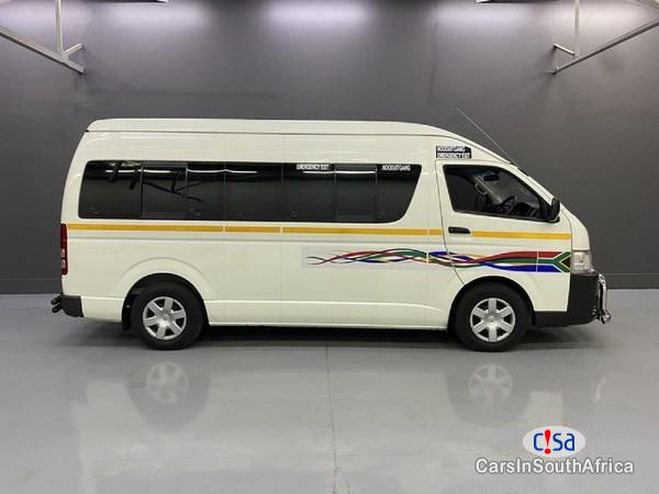 Toyota Quantum 2.5 D-4D Sesfikile 16-seats Call 081 494 5928 Manual 2020