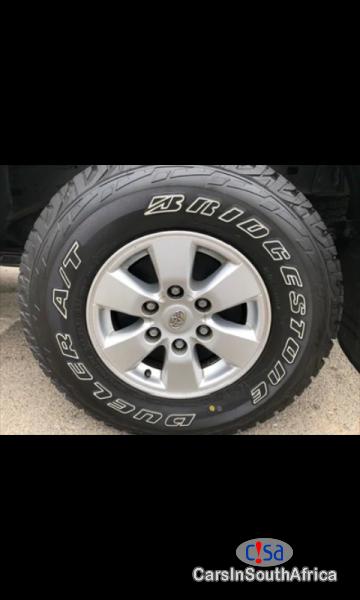 Toyota Hilux 2.7 Vvti Raider, Manual 2009 - image 10