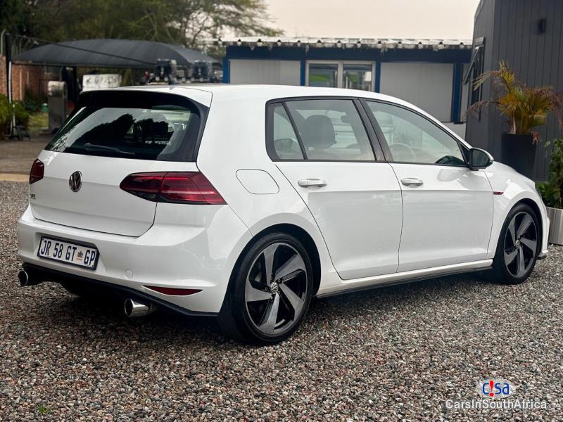 Volkswagen Golf GTI 1.4 /call Whatsapp 068 346 6875 Automatic 2020 - image 2
