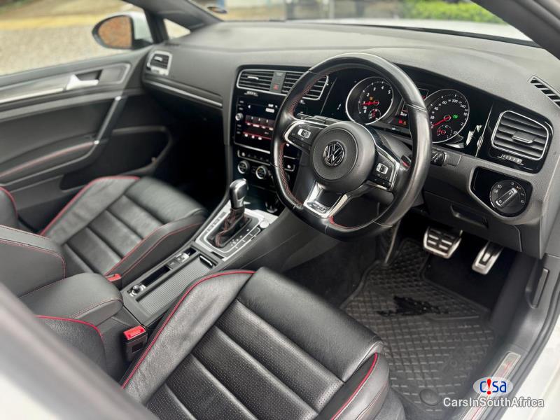 Volkswagen Golf GTI 1.4 /call Whatsapp 068 346 6875 Automatic 2020 - image 3