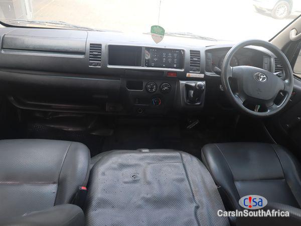 Toyota Quantum 2.5 / Whatsapp Call 068 346 6875 Manual 2021 in Mpumalanga