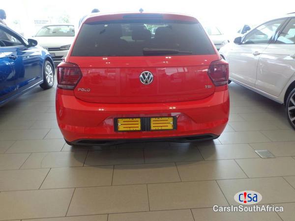 Volkswagen Polo 1.0 Automatic 2018 - image 2