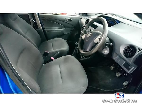 Toyota Etios Manual 2017 - image 3