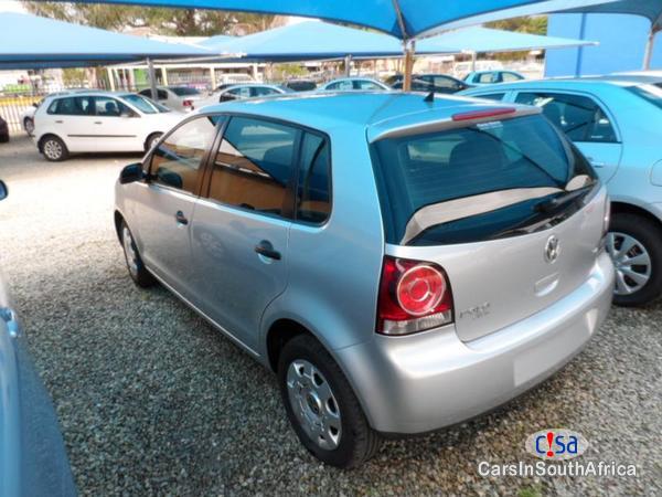Volkswagen Polo Manual 2012 - image 3
