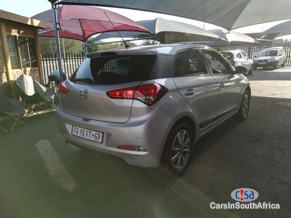 Hyundai i20 Manual 2016 in South Africa